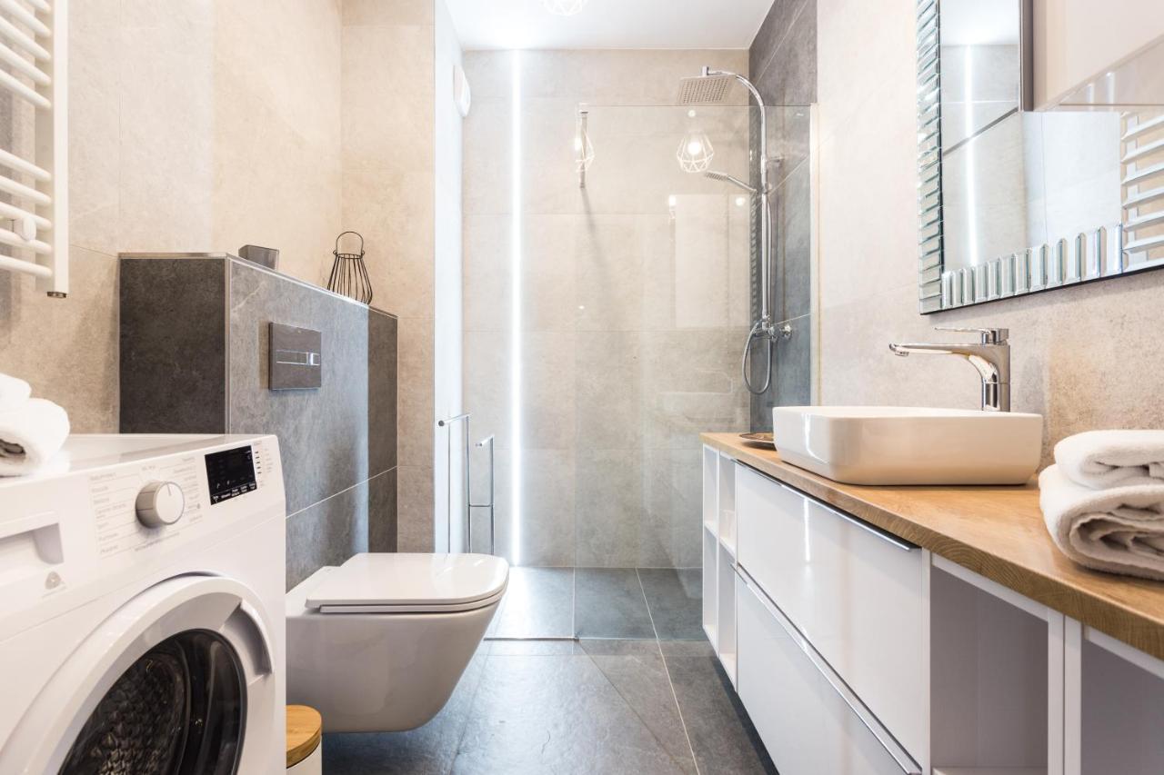 City Of The Kings - Grey Apartment Краків Екстер'єр фото